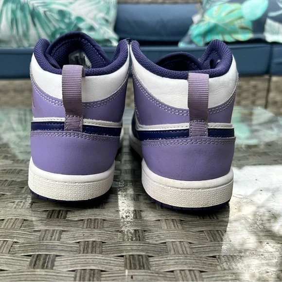Nike Air Jordan 1 Mid GS “Purple Venom / Fierce Purple”– Youth Size 3Y - Picture 4 of 7
